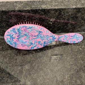 **SOLD** Lilly Pulitzer - Hair Brush